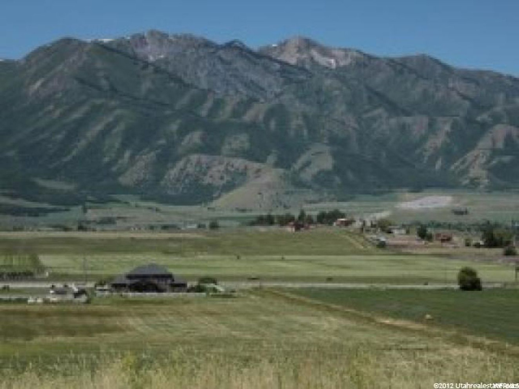 5985 S 2140 W ##1, Wellsville, UT 84339