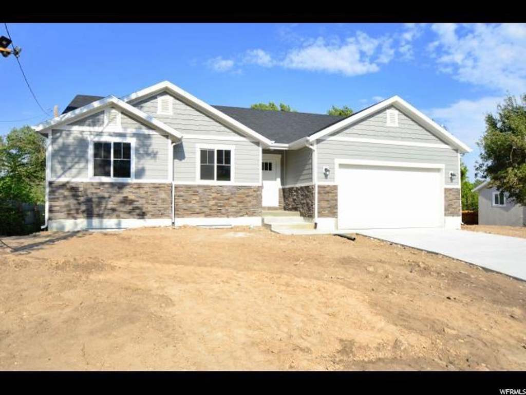 2123 S Taylor Ave E, Ogden, UT 84401