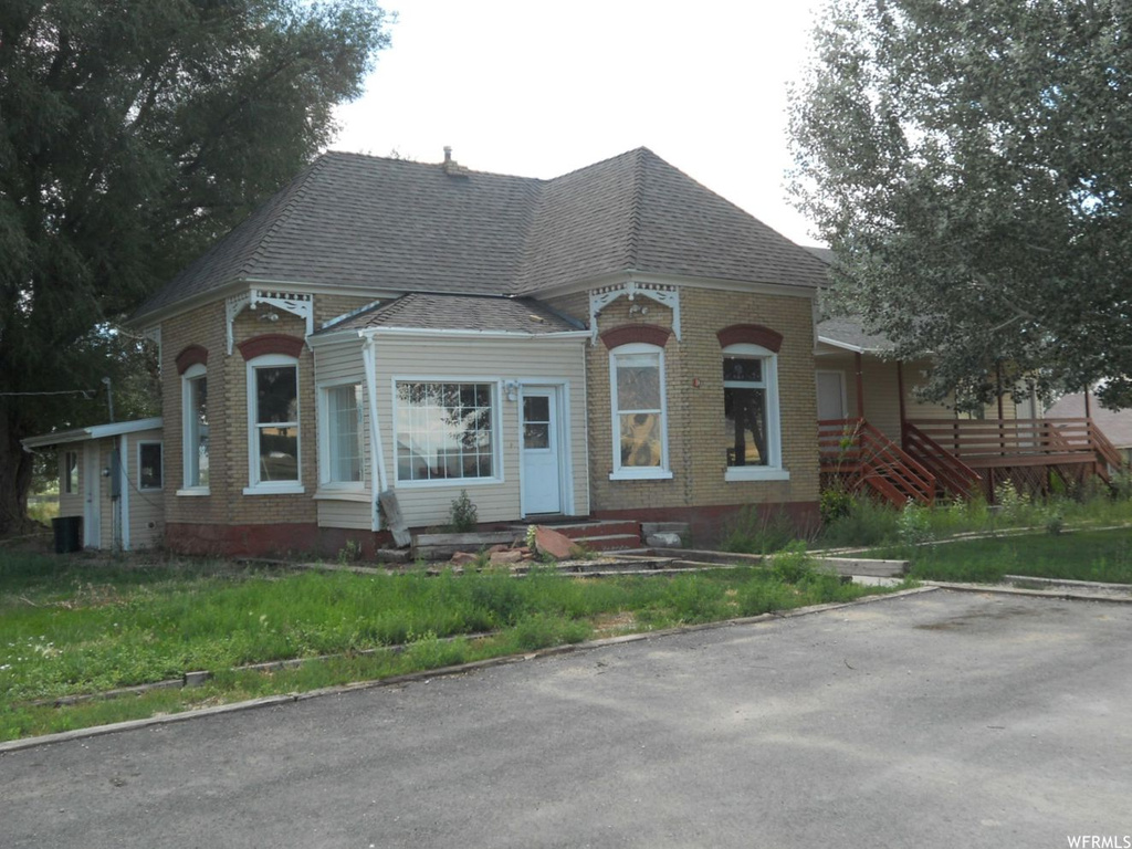525 W 200 N, Mona, UT 84645