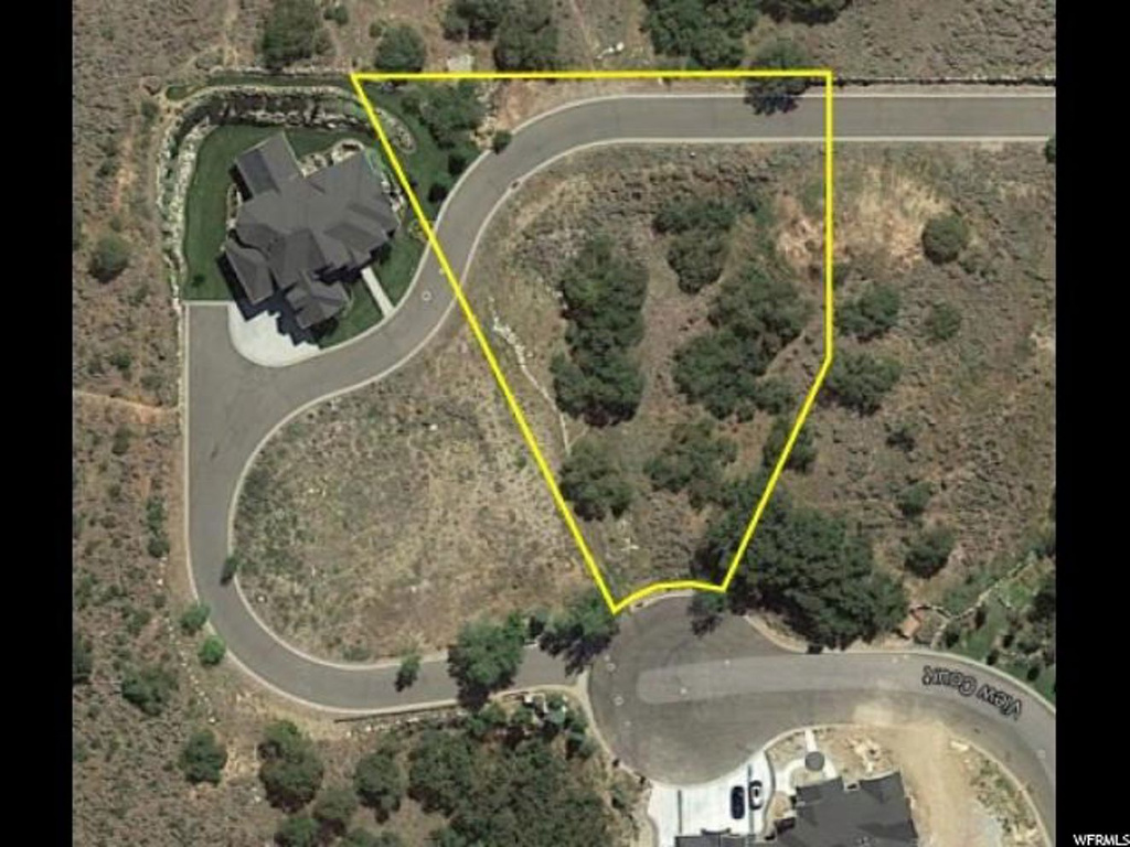 1774 E View Ct S #40, Fruit Heights, UT 84037