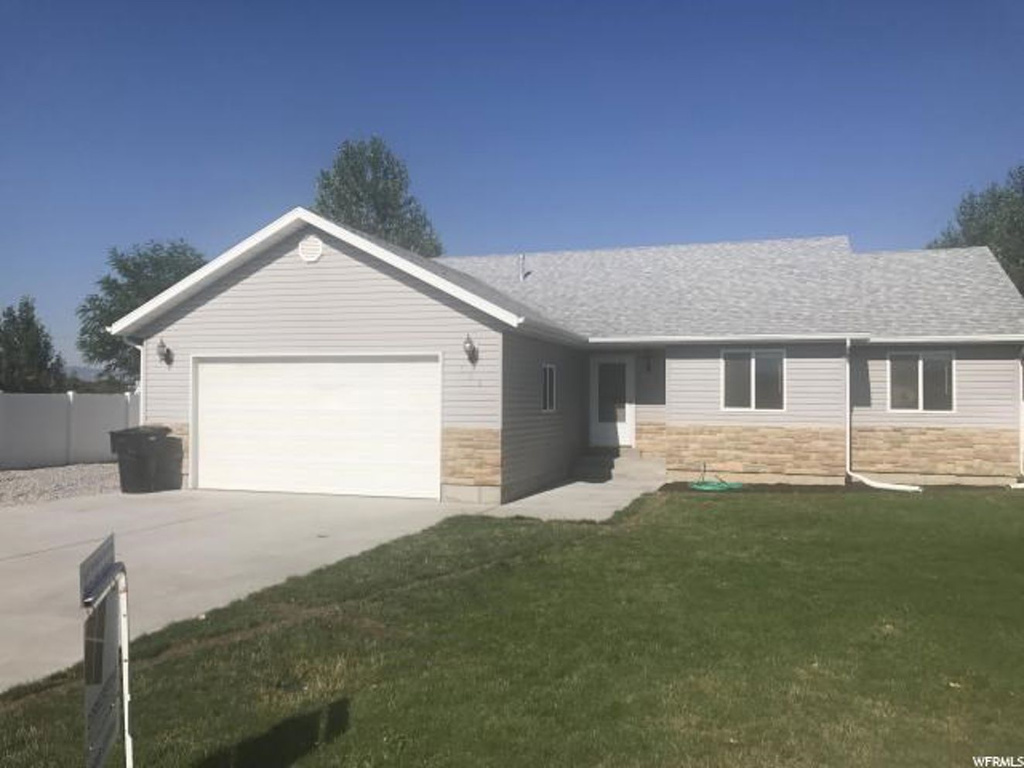544 S 3rd E, Preston, ID 83263