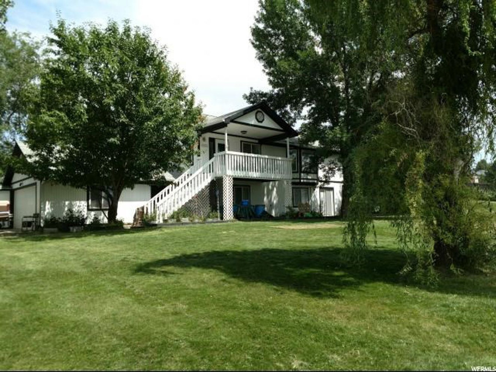 3037 E Cub River Rd, Preston, ID 83263