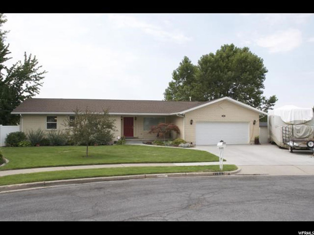 1206 E Raymond Rd. N, Fruit Heights, UT 84037