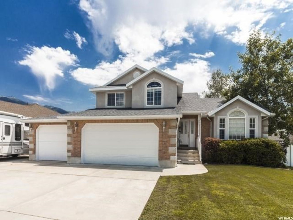1060 E 500 N, Layton, UT 84040