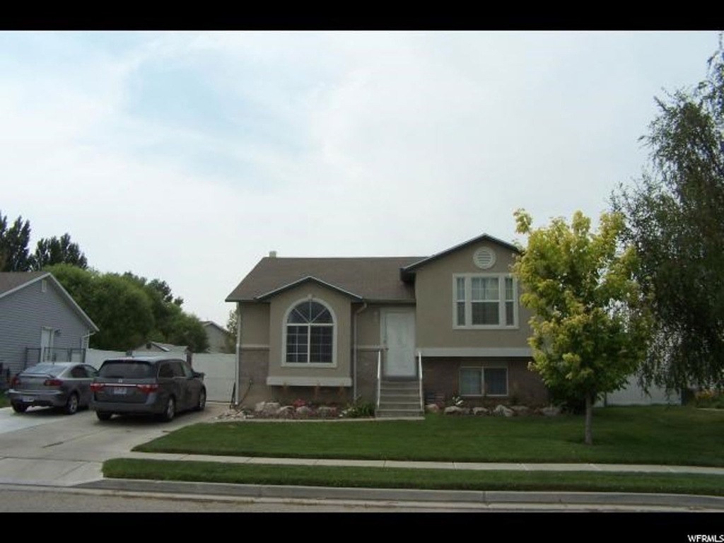 4923 S 3975 W, Roy, UT 84067