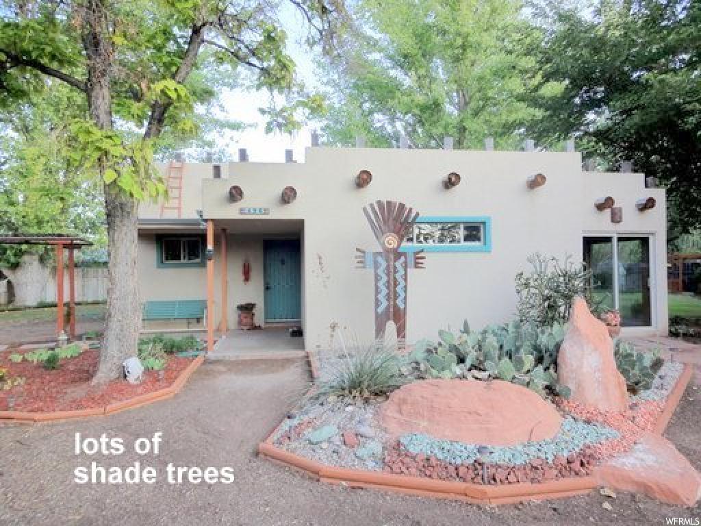 496 Juan W, Moab, UT 84532