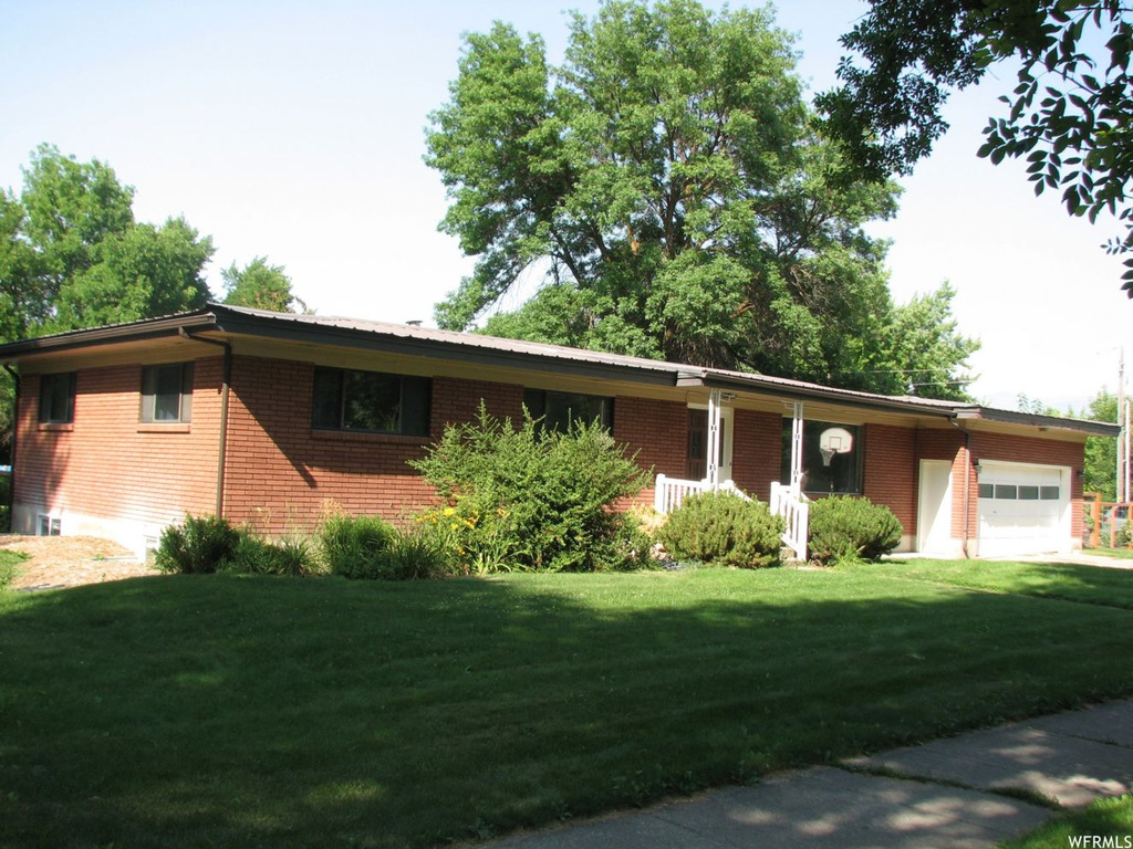 195 E Main, Wellsville, UT 84339