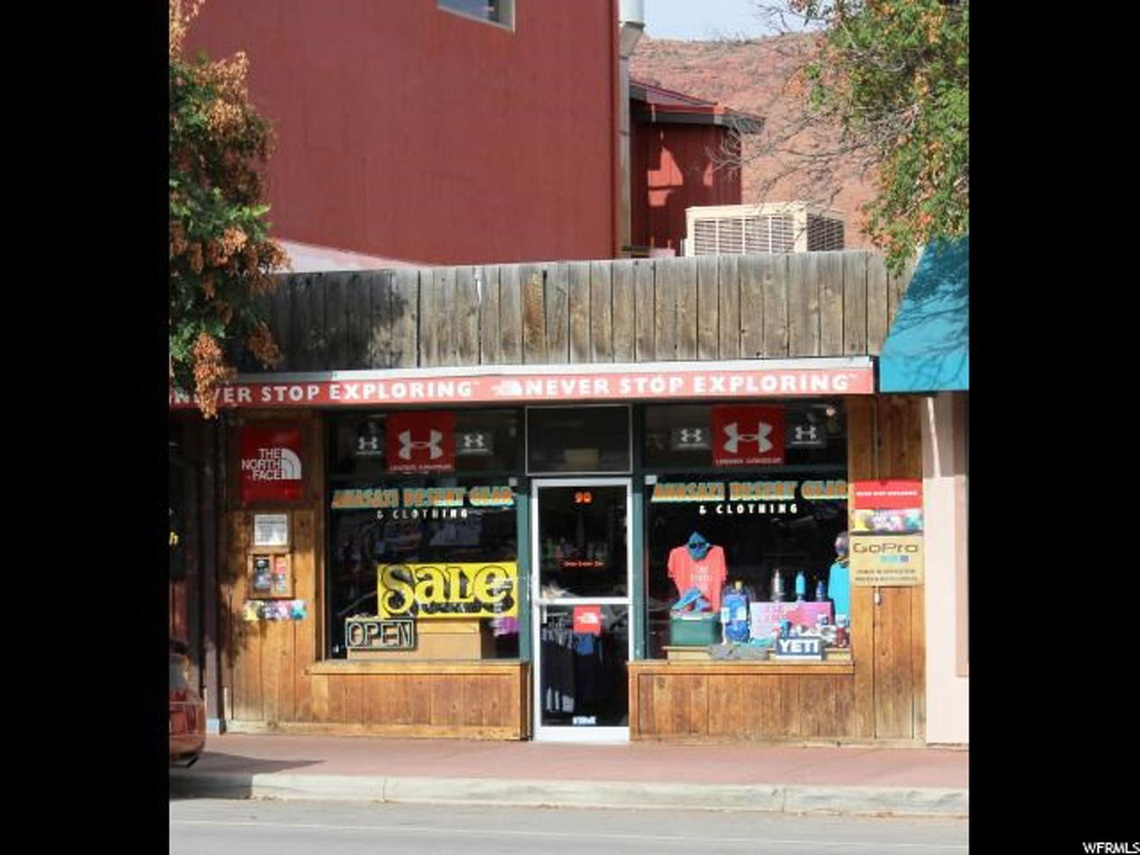 90 S Main St., Moab, UT 84532