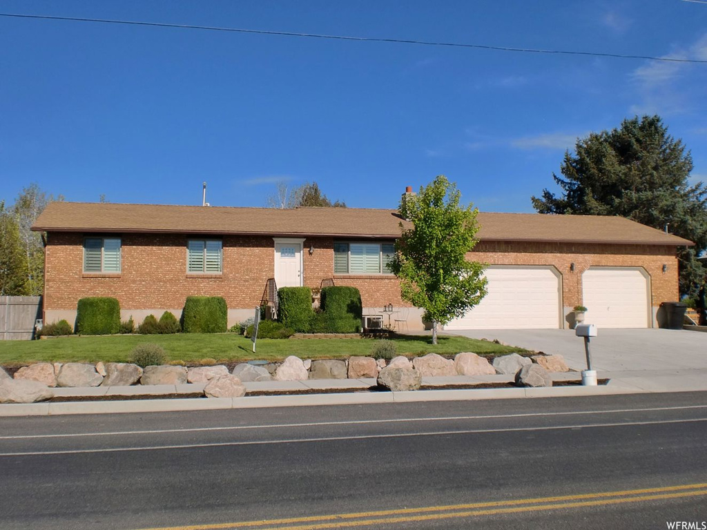 775 S 3000 W, Syracuse, UT 84075