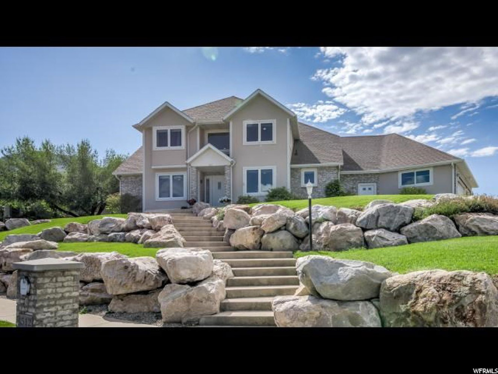 512 Sunset Ln, Providence, UT 84332