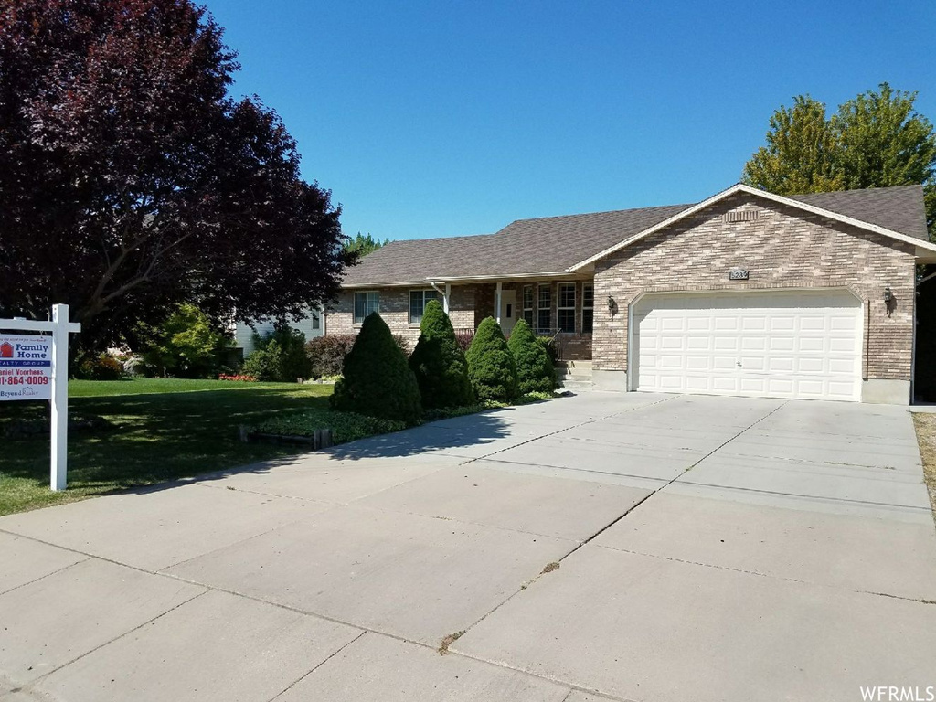 5239 S 3100 W, Roy, UT 84067