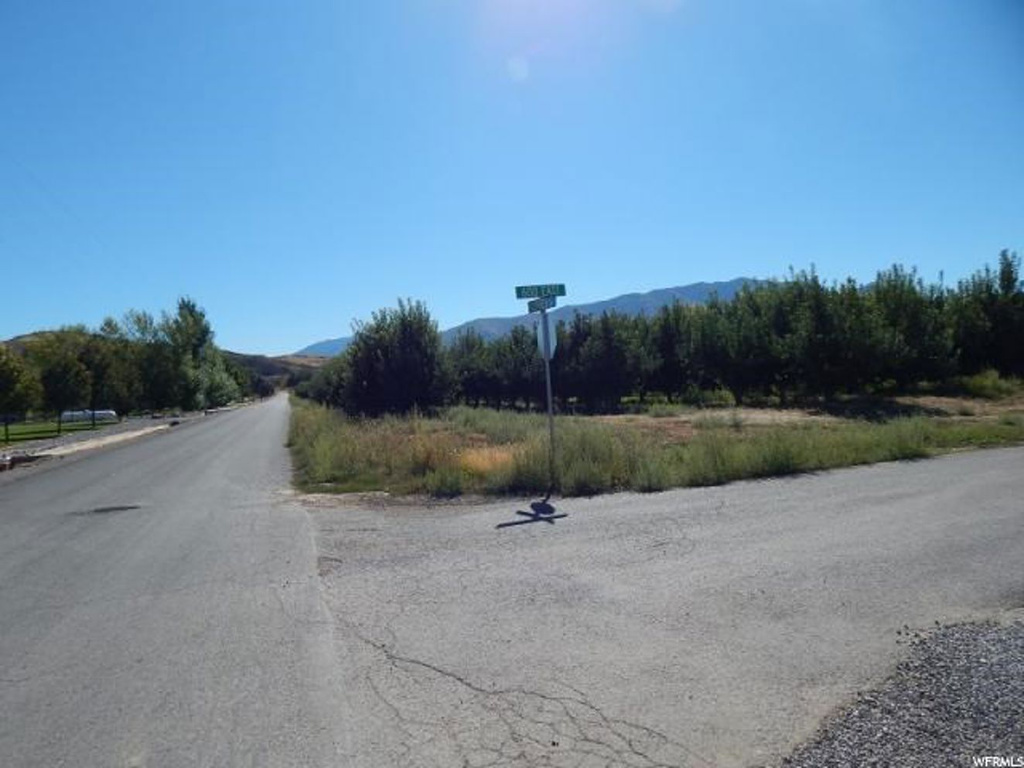 37 S 600 E #2, Genola, UT 84655