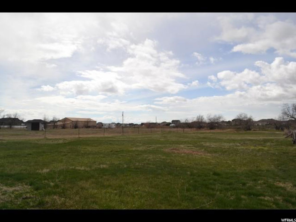 5573 S 4300 W, Hooper, UT 84315