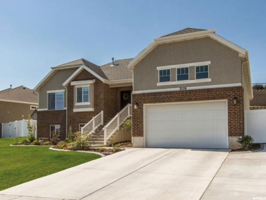 3259 N Redshoulder Dr, Layton, UT 84040