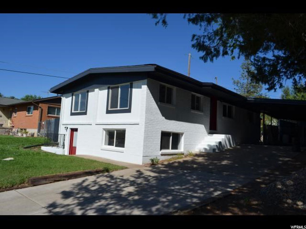 4880 S 2575 W, Roy, UT 84067