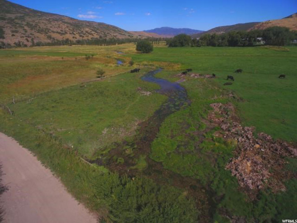 3277 W Marchant Ln, Peoa, UT 84061