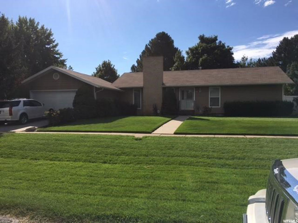 1763 W 4500 S, Roy, UT 84067