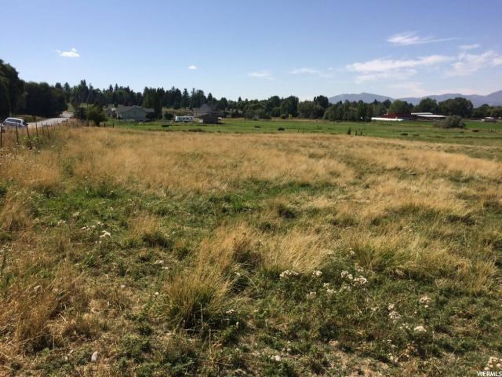 269 N 600 E, Hyrum, UT 84319