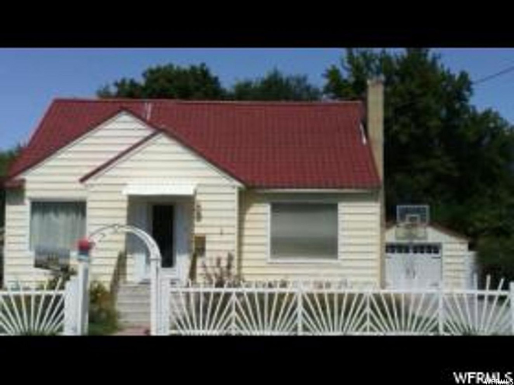 529 E 100 S, Logan, UT 84321