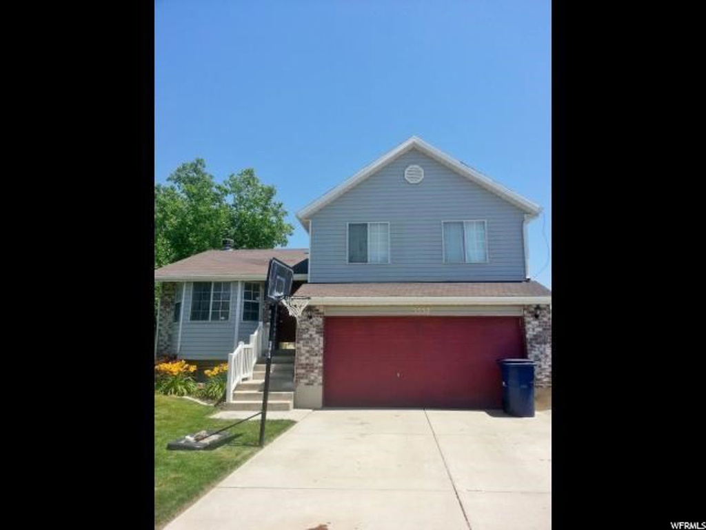 5552 S 4225 W, Roy, UT 84067