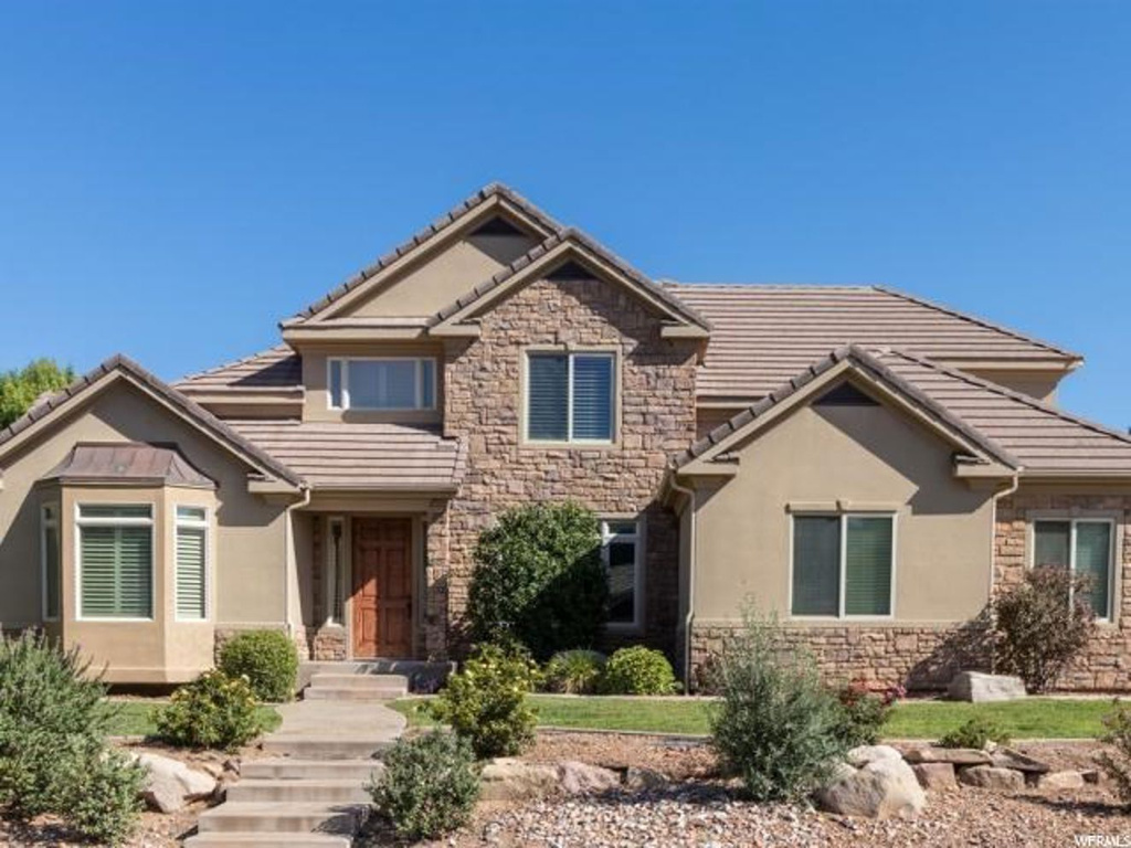 2439 E Lake Dr, St. George, UT 84790