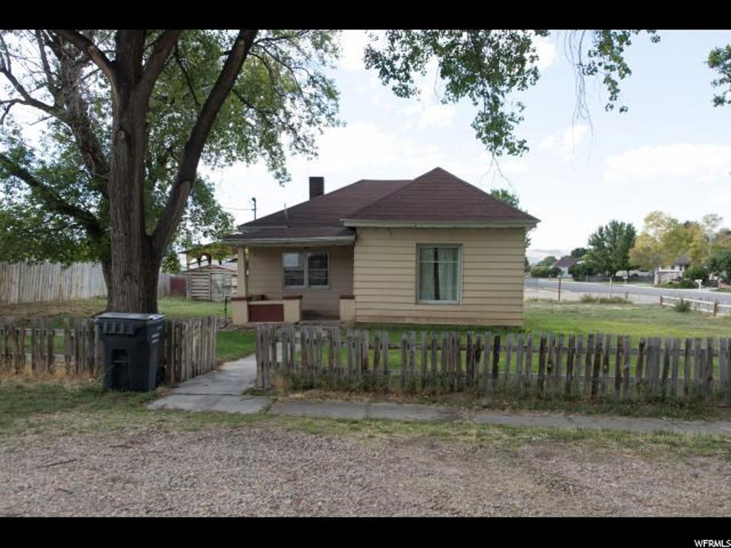 704 S 300 E, Nephi, UT 84648