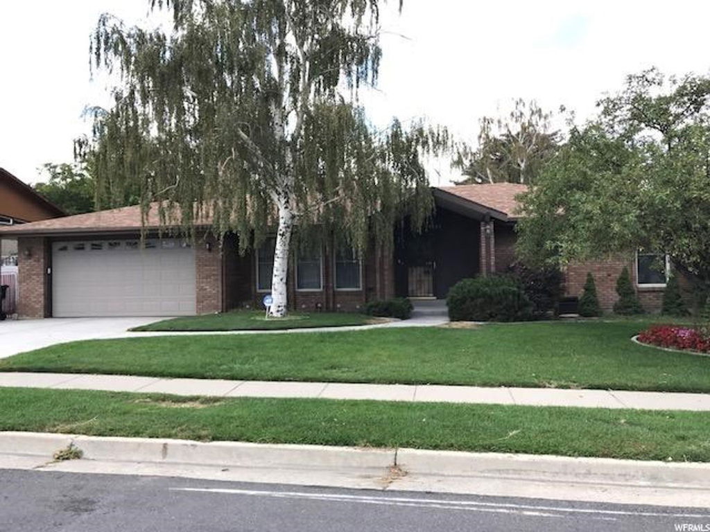 8666 S 1185 E, Sandy, UT 84094