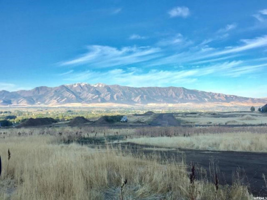 580 E Center N #6, Millville, UT 84326