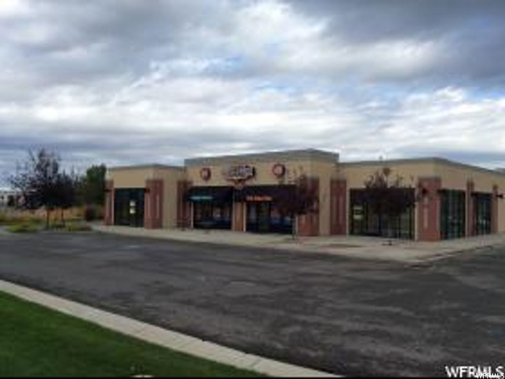 585 W 100 N #A, Providence, UT 84332