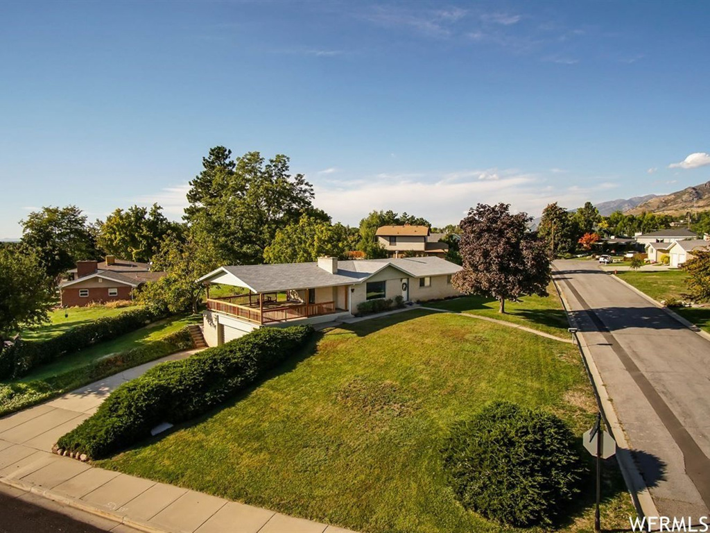 1245 E Green Rd, Fruit Heights, UT 84037