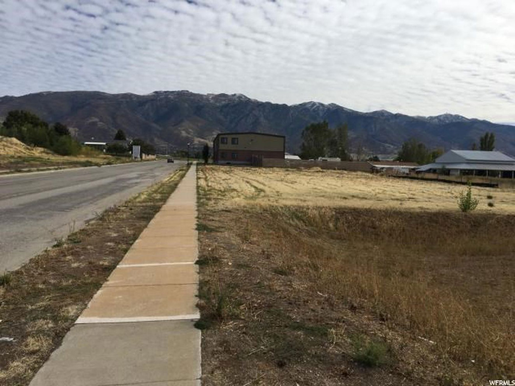 260 E 2150 N #2, Layton, UT 84041