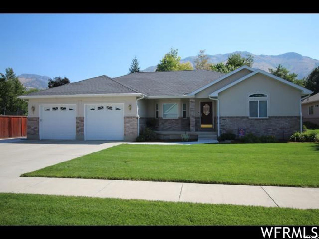 1394 E Elderberry Cir, Logan, UT 84341