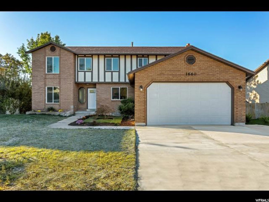 1660 E 2550 N, Layton, UT 84040