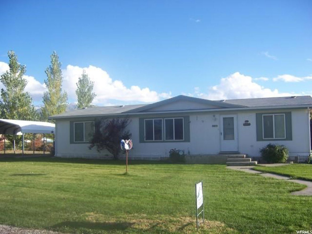 120 E 700 S, Mt Pleasant, UT 84647