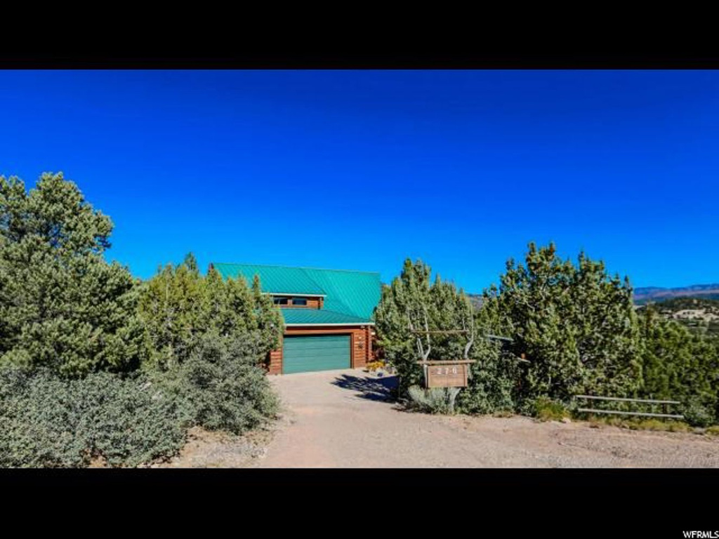 276 Carson Cir, Central, UT 84722