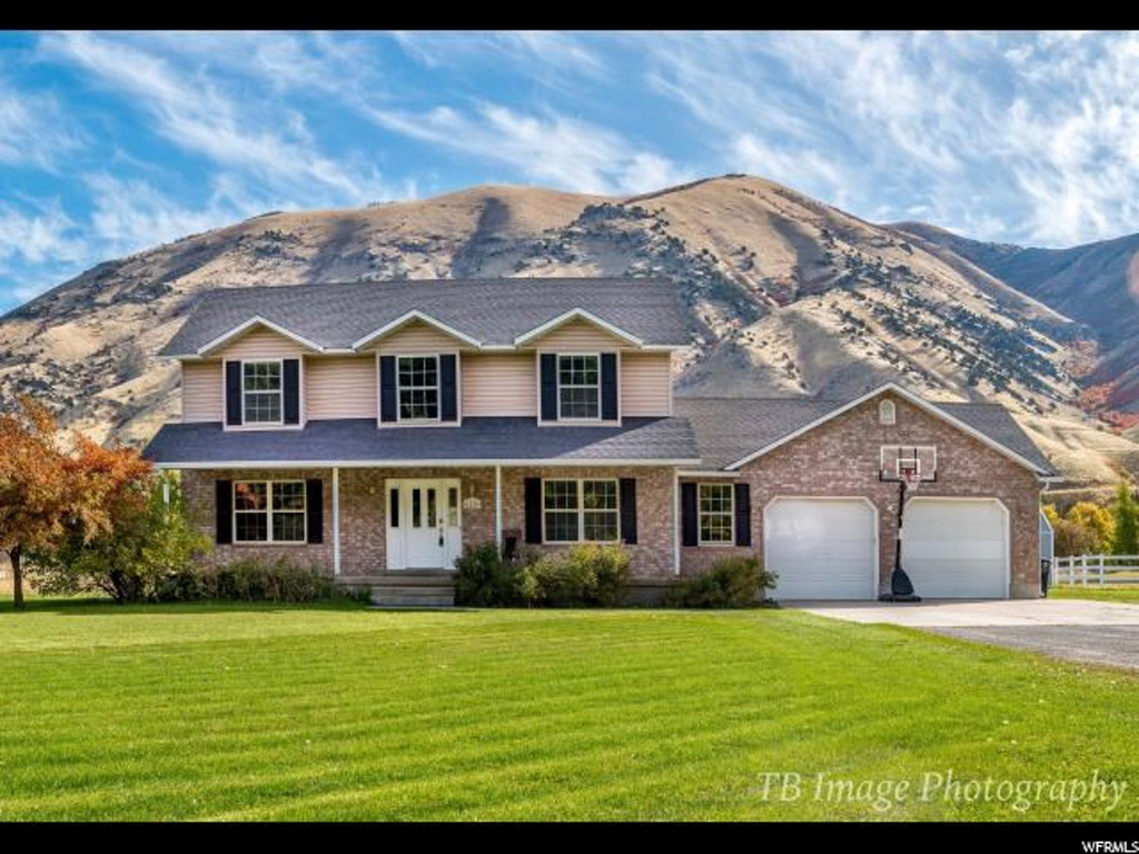 4820 Hollow Rd, Nibley, UT 84321