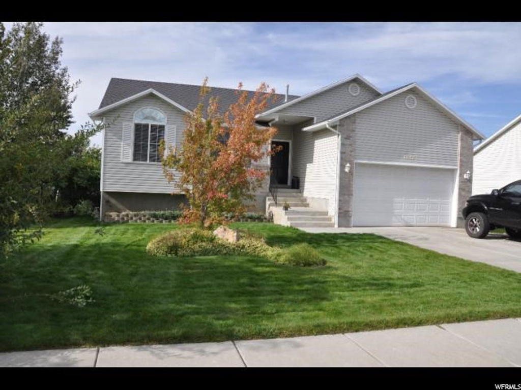 6061 S 2225 W, Roy, UT 84067