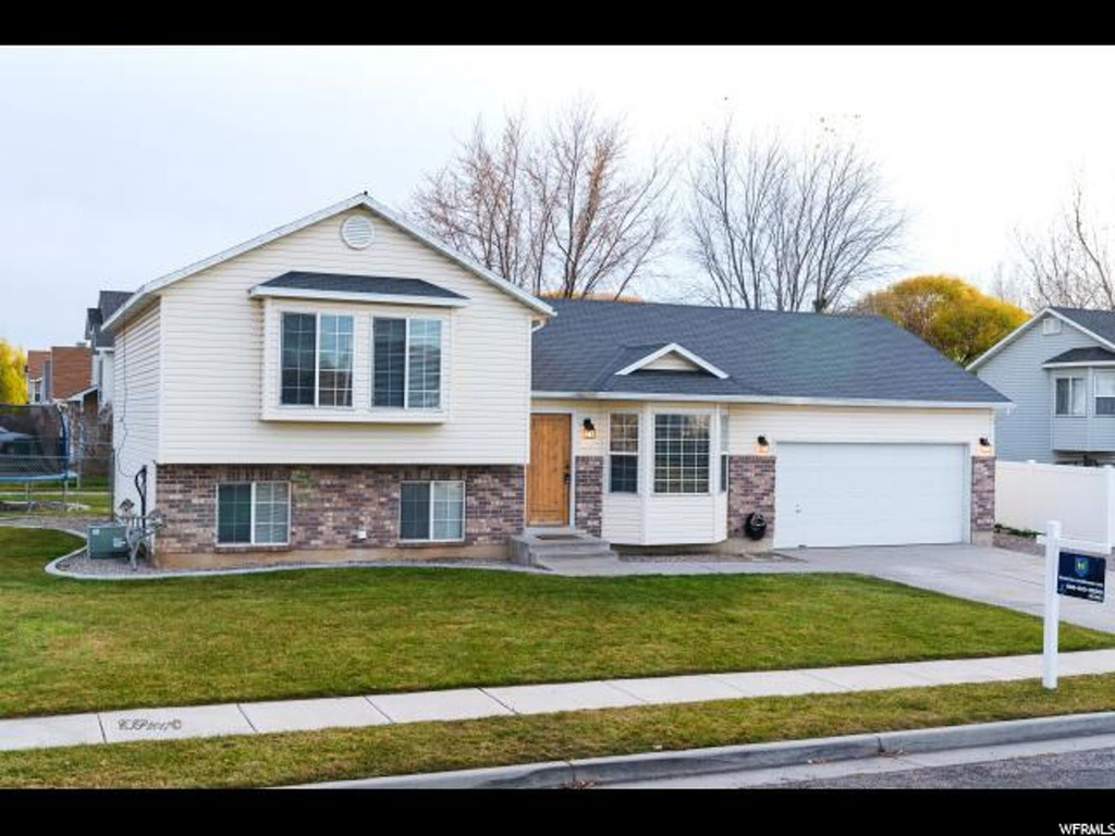 3307 W 4725 S, Roy, UT 84067
