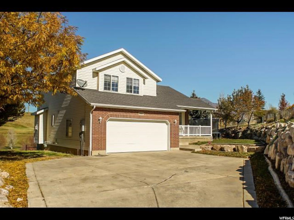 1042 E 3400 N, Layton, UT 84040