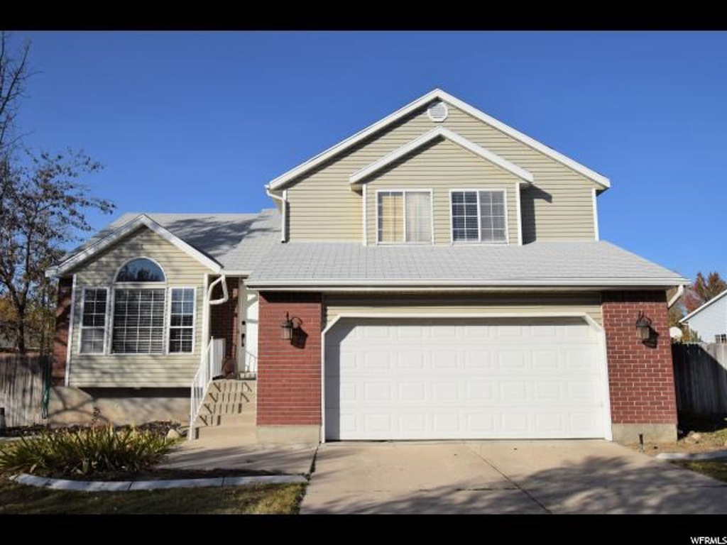 879 E Avila Dr, Sandy, UT 84094