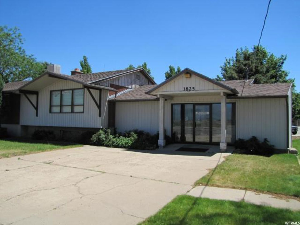 1825 W 4400 S, Roy, UT 84067