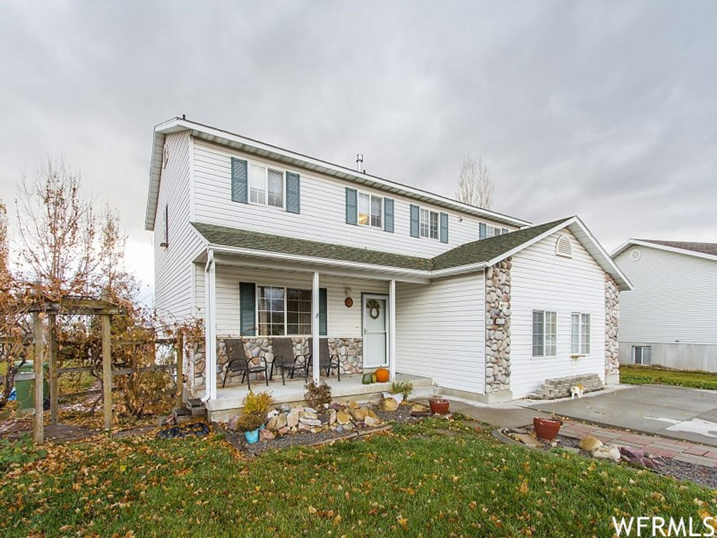473 Oakbrook Cir, Logan, UT 84321