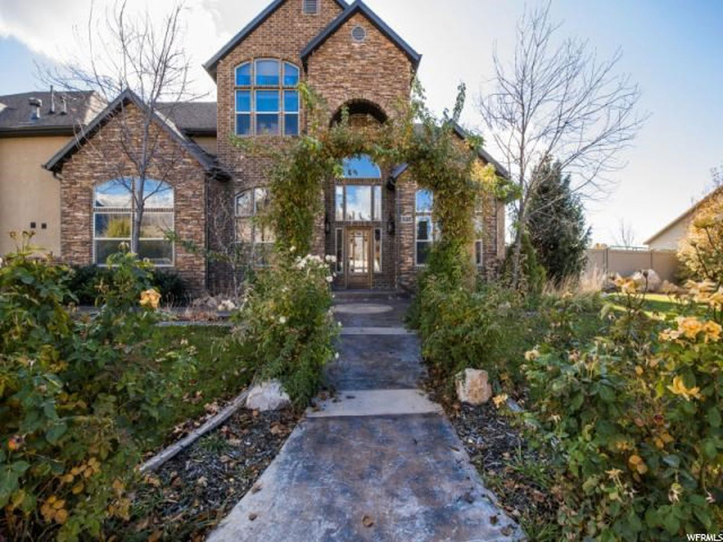 535 W 2425 N, Harrisville, UT 84414
