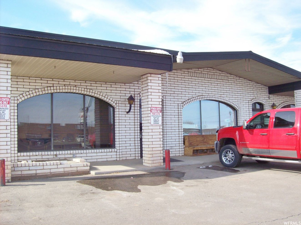 332 S 200 E, Roosevelt, UT 84066