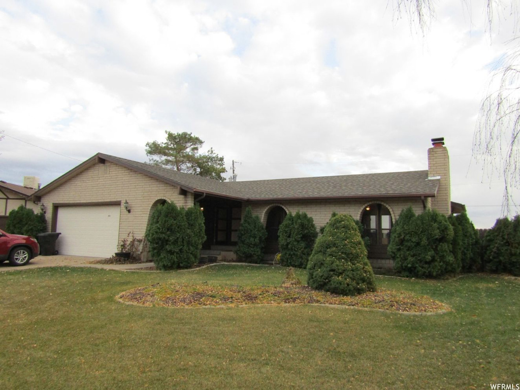1283 E 1300 S, Clearfield, UT 84015