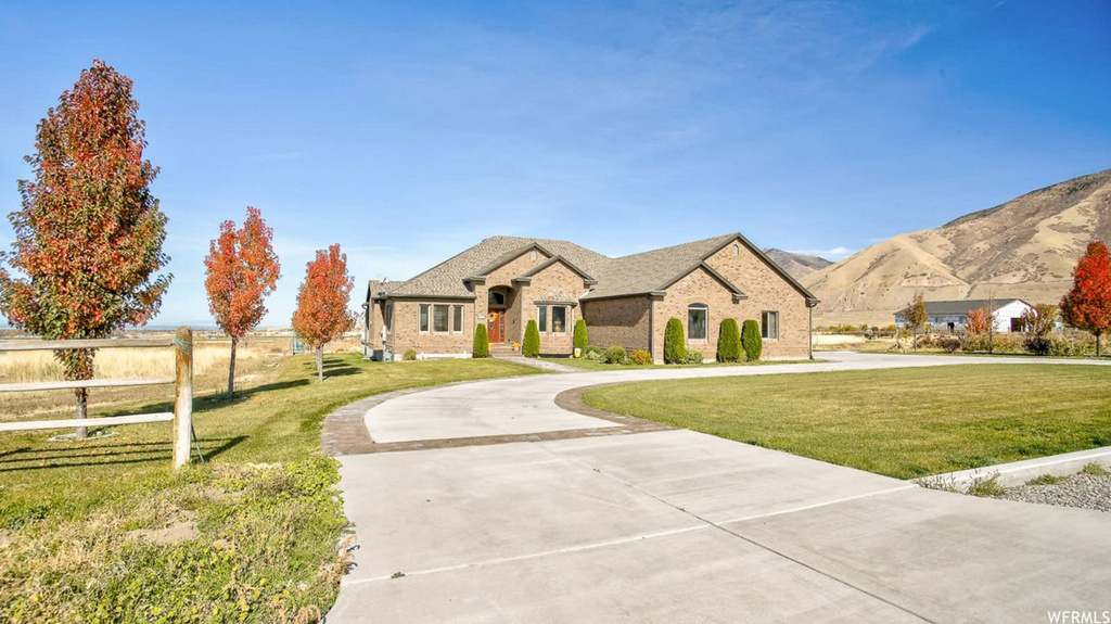 943 E Tanglewood Rd, Erda, UT 84074