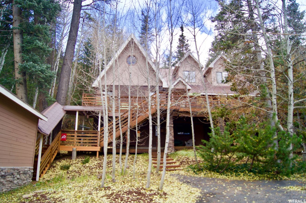 805 Parkview Dr, Summit Park, UT 84098