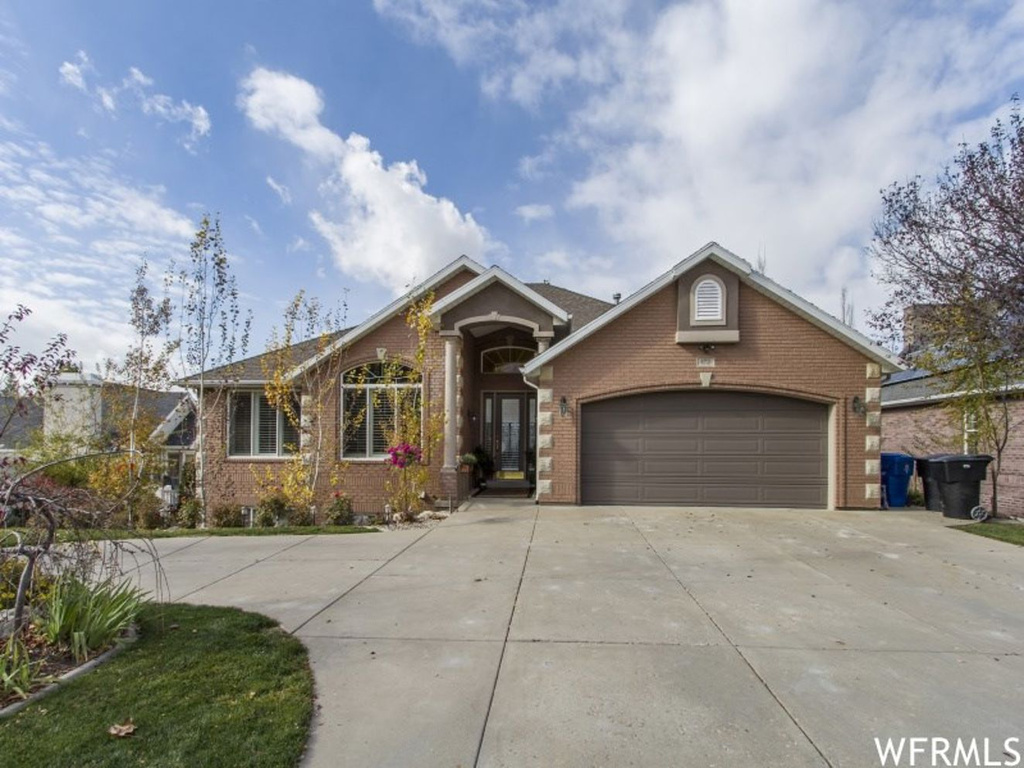 472 S Davis Blvd, Bountiful, UT 84010
