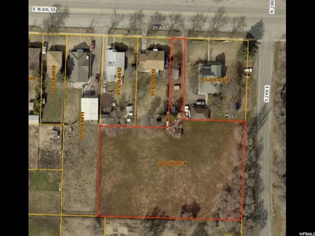 44 S 200 E, Hyrum, UT 84319