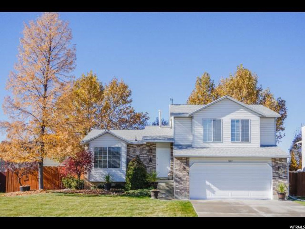 5809 S 4075 St W, Roy, UT 84067
